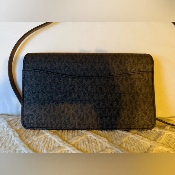 Michael Kors Jet Set Medium Signature Logo Crossbody, Brown - Picture 2 of 8